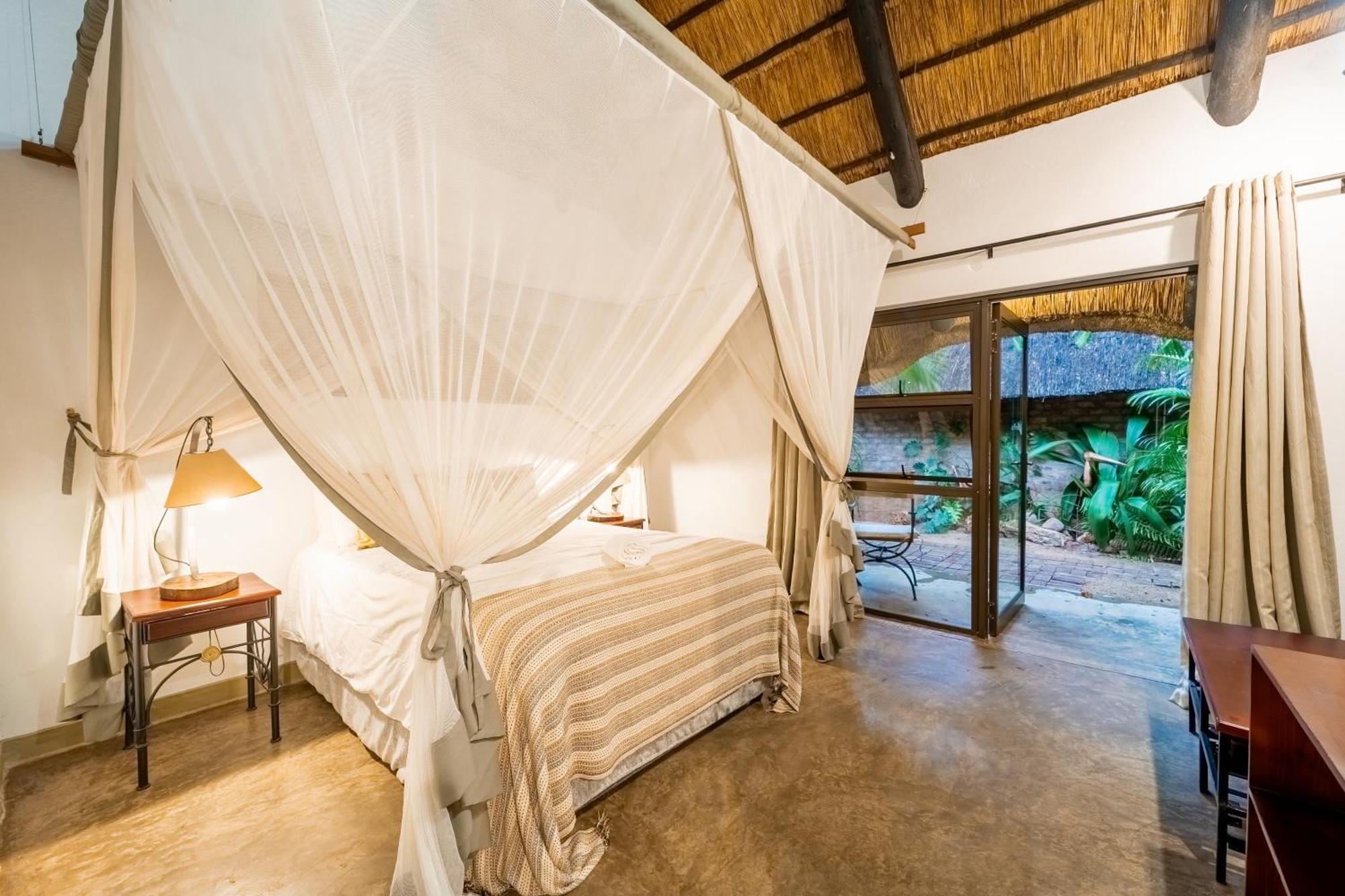 Nguni Lodge Вікторія-Фоллс Екстер'єр фото